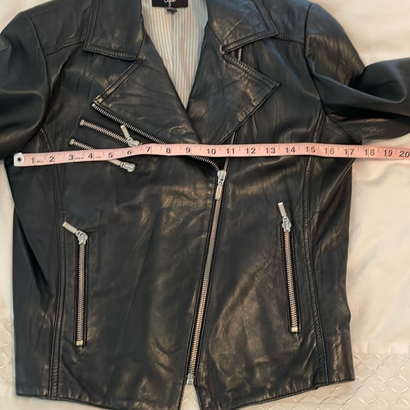 Aqua by Bloomingdale’s Black Leather Moto Jacket - Picture 3 of 12